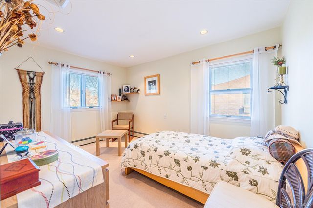 192 Birch Drive, Manhasset Hills, NY 11040