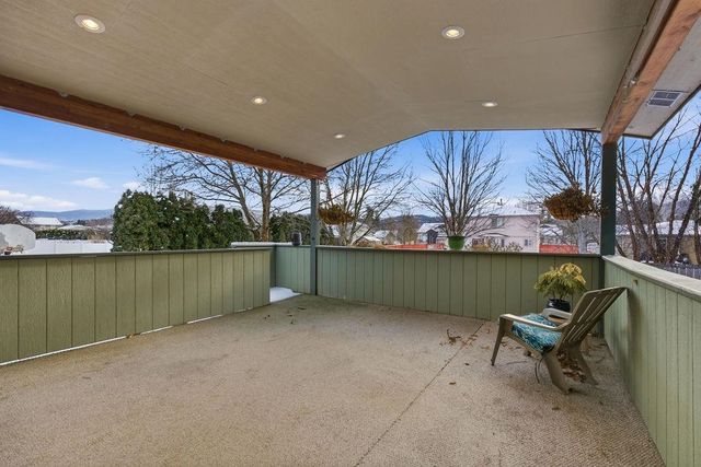 11516 E 37th Ave, Spokane Valley, WA 99206