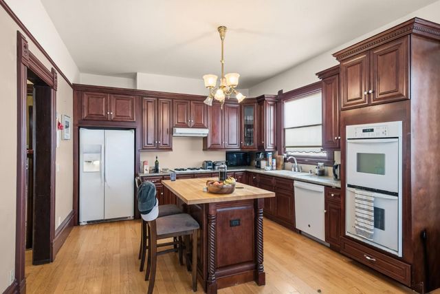 1837 Clinton Avenue, Alameda, CA 94501