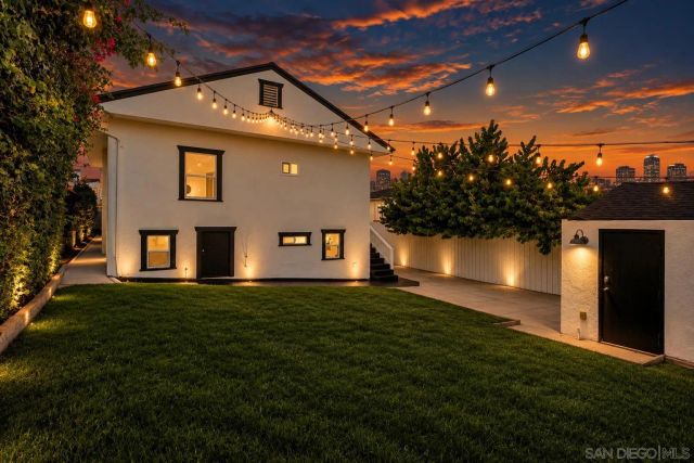 3235 Fenelon St., San Diego, CA 92106