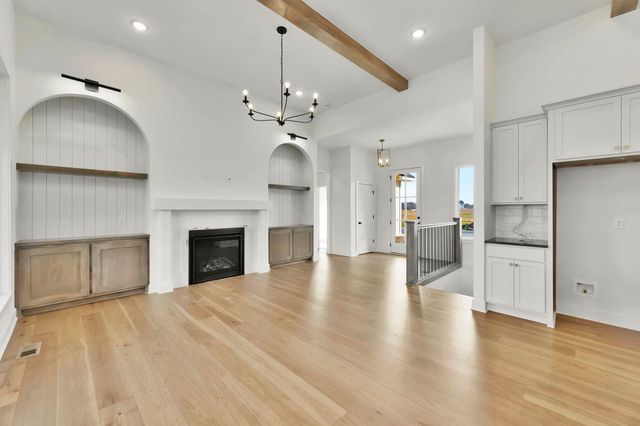 403 N Fielding St, Derby, KS 67037