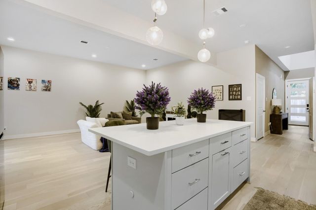 540 Janisch Road A, Houston, TX 77018