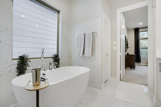 540 Janisch Road A, Houston, TX 77018
