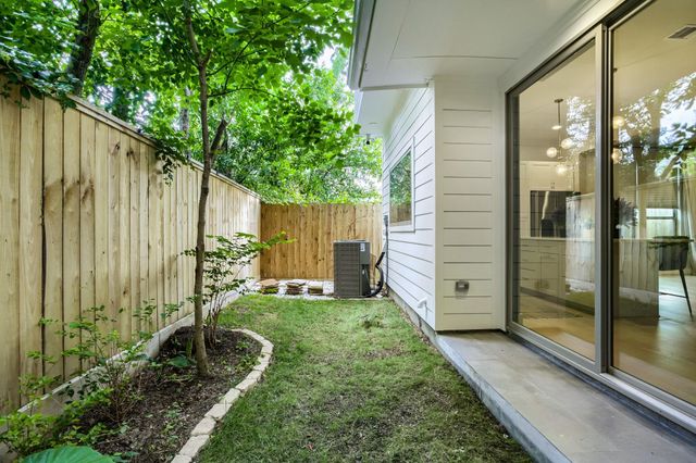 540 Janisch Road A, Houston, TX 77018