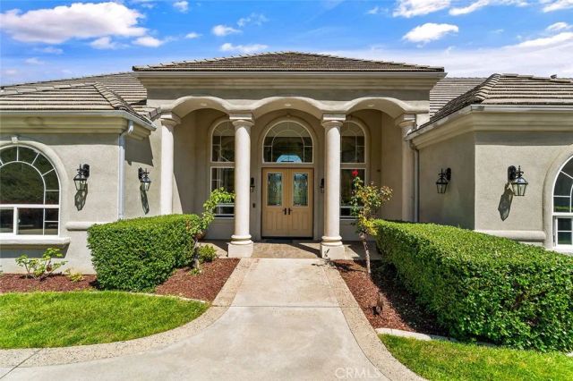 41653 Oak Trail Court, Murrieta, CA 92562
