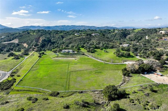 41653 Oak Trail Court, Murrieta, CA 92562