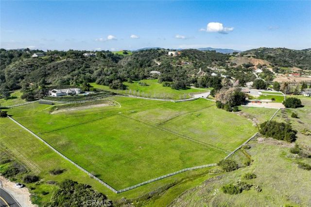 41653 Oak Trail Court, Murrieta, CA 92562