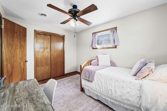 701 W Melrose Avenue, Findlay, OH 45840