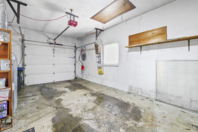 701 W Melrose Avenue, Findlay, OH 45840