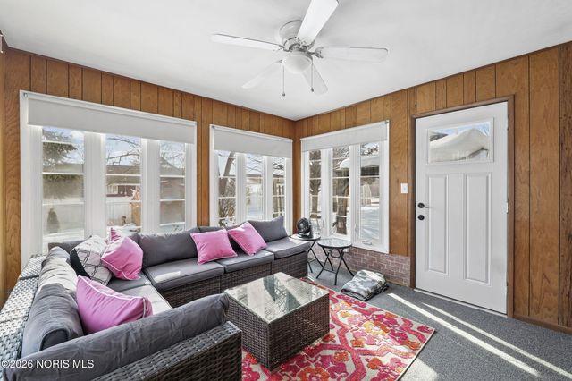 701 W Melrose Avenue, Findlay, OH 45840