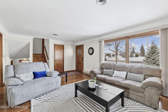 701 W Melrose Avenue, Findlay, OH 45840