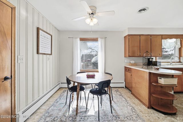 701 W Melrose Avenue, Findlay, OH 45840