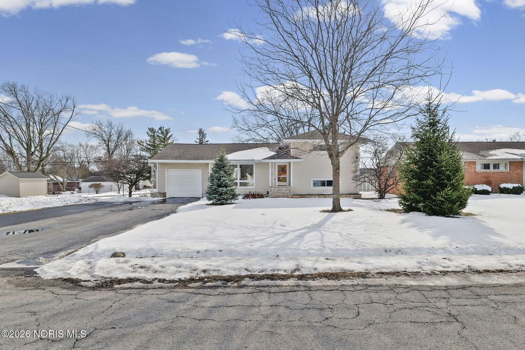 701 W Melrose Avenue, Findlay, OH 45840