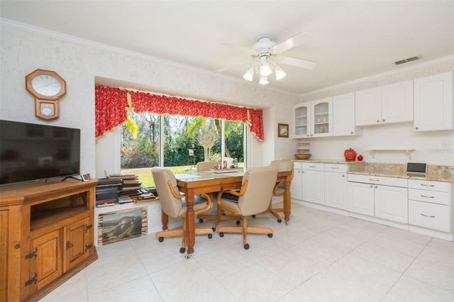 2207 N CREEK COURT, Sun City Center, FL 33573