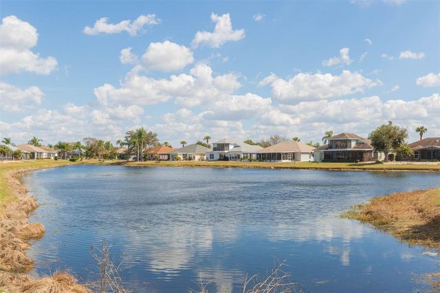 2207 N CREEK COURT, Sun City Center, FL 33573