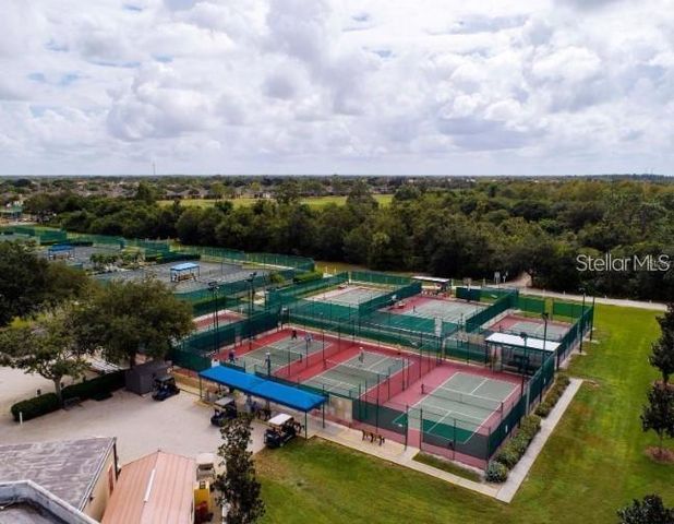 2207 N CREEK COURT, Sun City Center, FL 33573