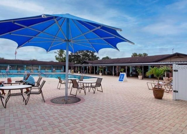 2207 N CREEK COURT, Sun City Center, FL 33573