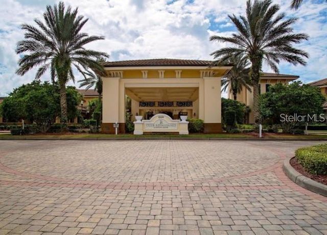 2207 N CREEK COURT, Sun City Center, FL 33573