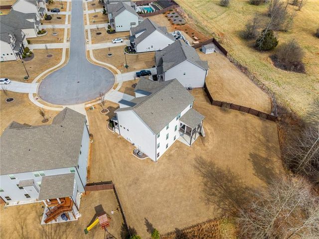 7119 Branch Creek Cove, Flowery Branch, GA 30542