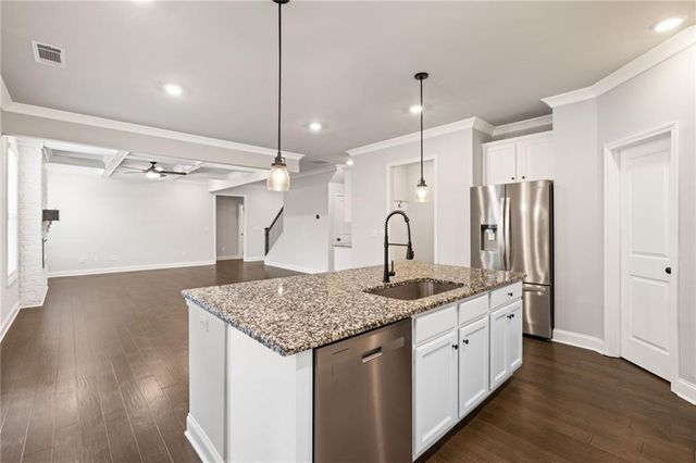 7119 Branch Creek Cove, Flowery Branch, GA 30542