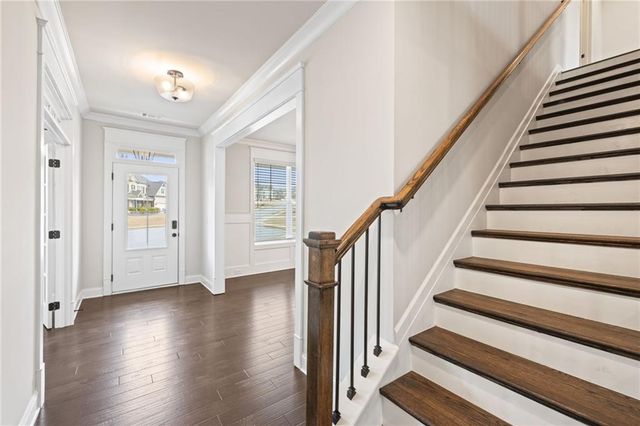 7119 Branch Creek Cove, Flowery Branch, GA 30542