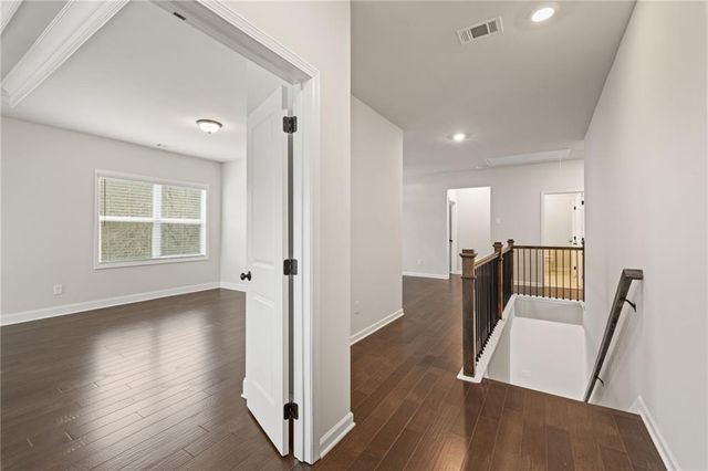 7119 Branch Creek Cove, Flowery Branch, GA 30542