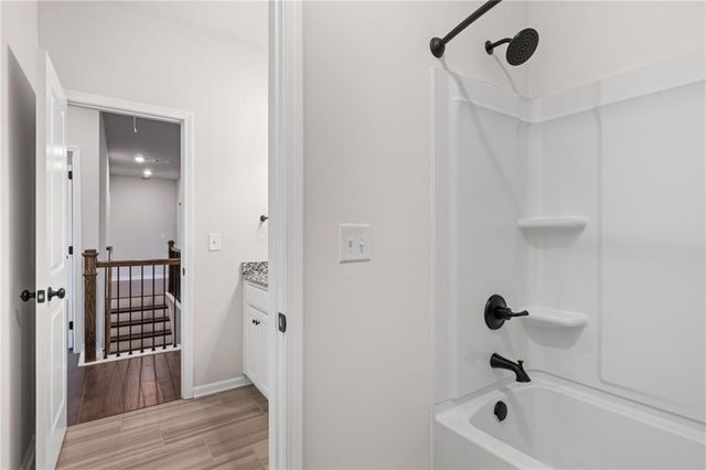 7119 Branch Creek Cove, Flowery Branch, GA 30542