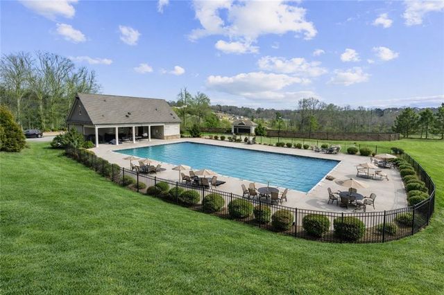 7119 Branch Creek Cove, Flowery Branch, GA 30542