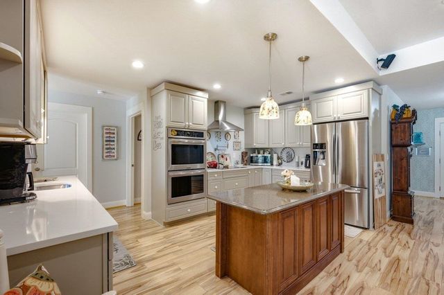 121 Willard St., Little River, SC 29566