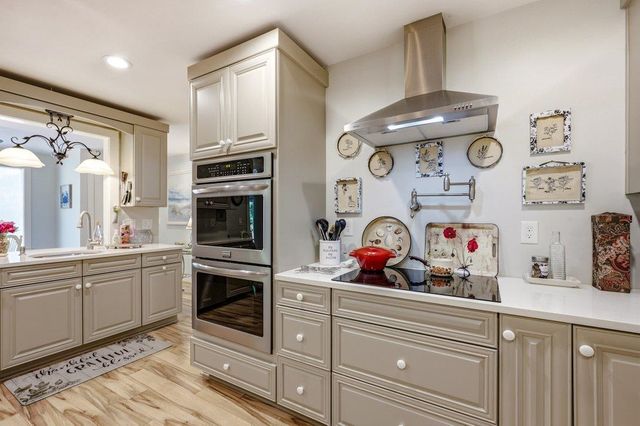 121 Willard St., Little River, SC 29566