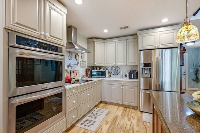 121 Willard St., Little River, SC 29566
