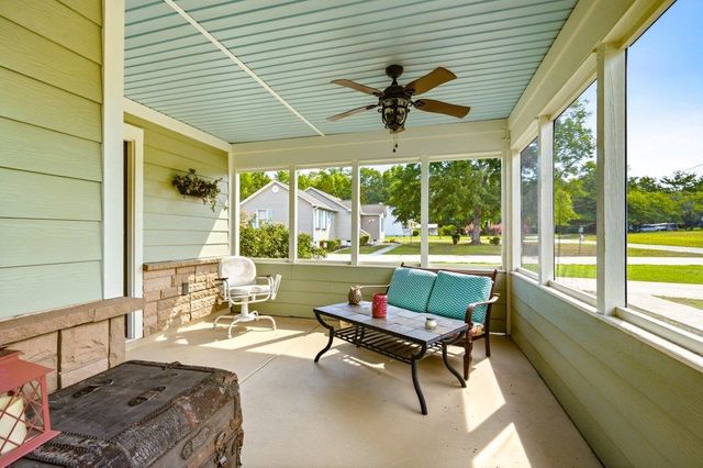 121 Willard St., Little River, SC 29566