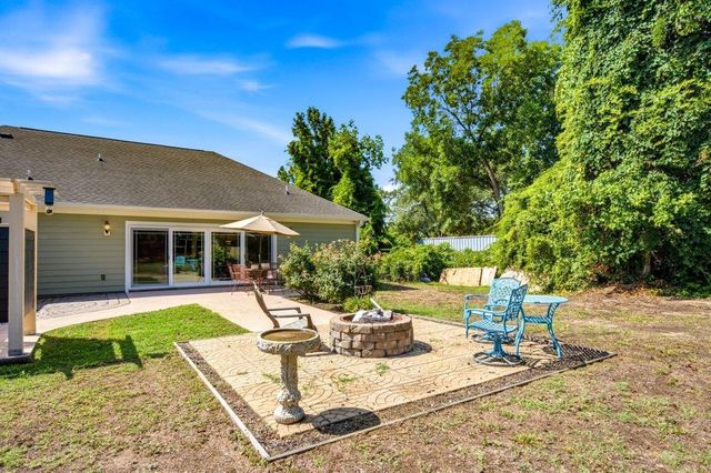 121 Willard St., Little River, SC 29566
