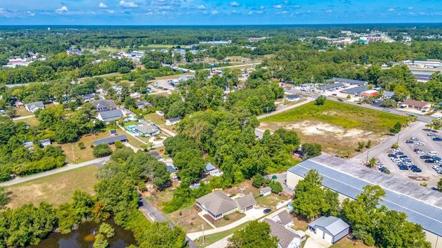 121 Willard St., Little River, SC 29566