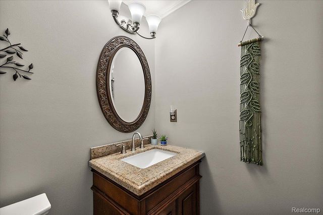 2767 Saturn Drive, Orion Charter Township, MI 48360