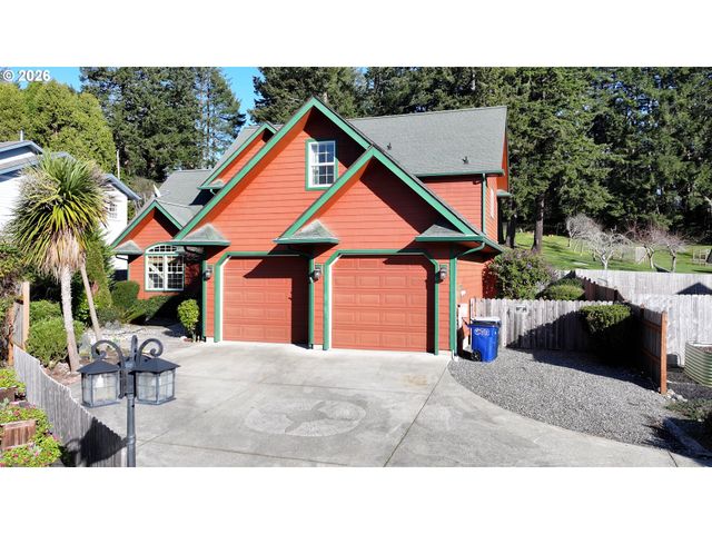7007 WELCH Ct, Brookings, OR 97415