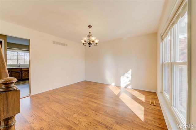 3901 Rue De Renard, St Louis, MO 63034