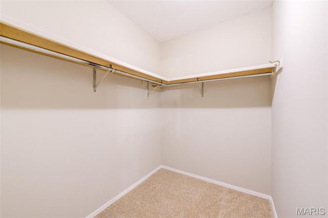 3901 Rue De Renard, St Louis, MO 63034