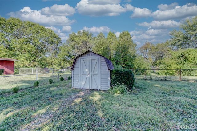 3901 Rue De Renard, St Louis, MO 63034