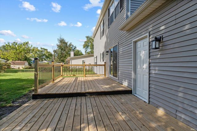 2933 Colonial Drive, Mishawaka, IN 46545