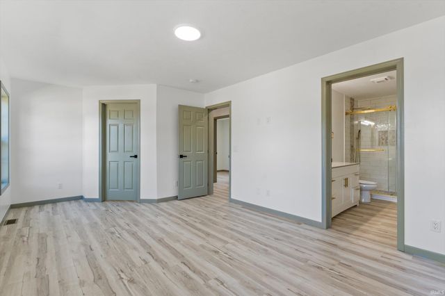 2933 Colonial Drive, Mishawaka, IN 46545