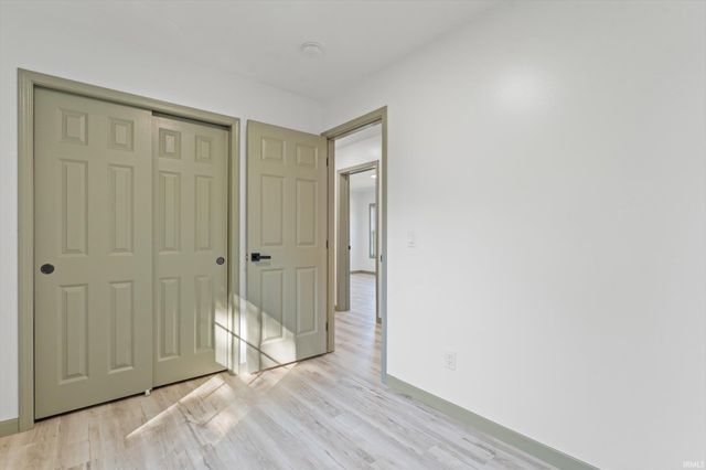 2933 Colonial Drive, Mishawaka, IN 46545
