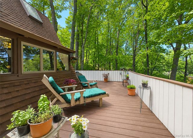 101 Longfellow Lane, Port Jefferson, NY 11777