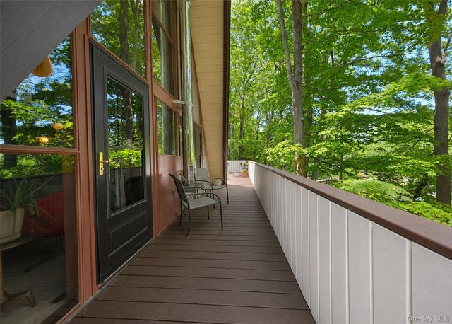 101 Longfellow Lane, Port Jefferson, NY 11777