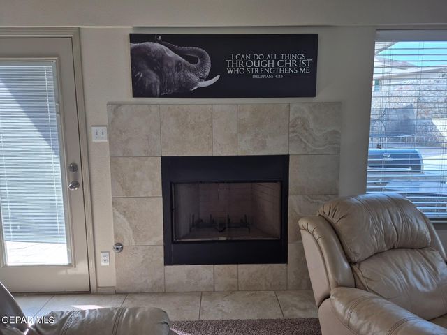 359 Emerald Forrest Place, Horizon City, TX 79928