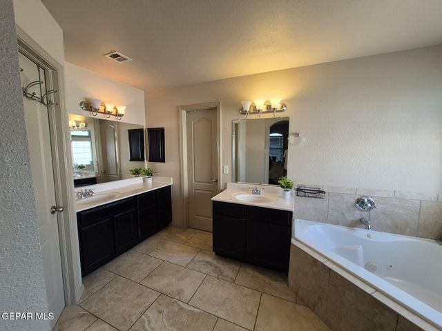 359 Emerald Forrest Place, Horizon City, TX 79928