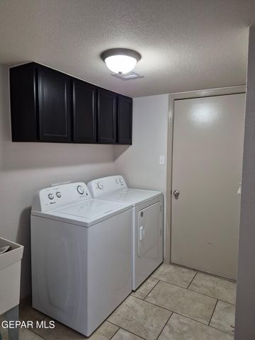 359 Emerald Forrest Place, Horizon City, TX 79928