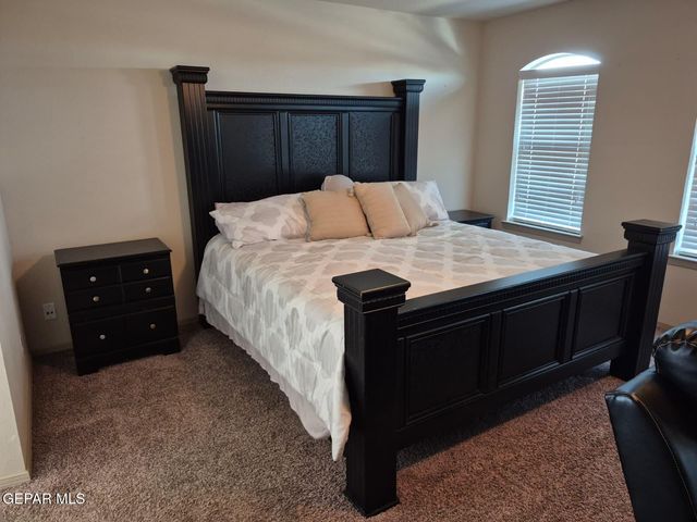 359 Emerald Forrest Place, Horizon City, TX 79928