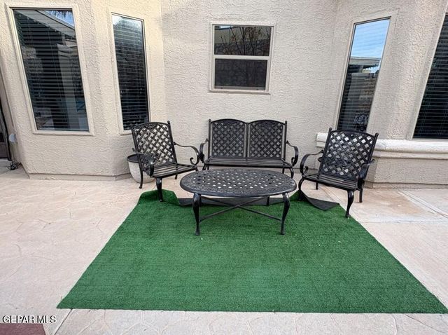 359 Emerald Forrest Place, Horizon City, TX 79928