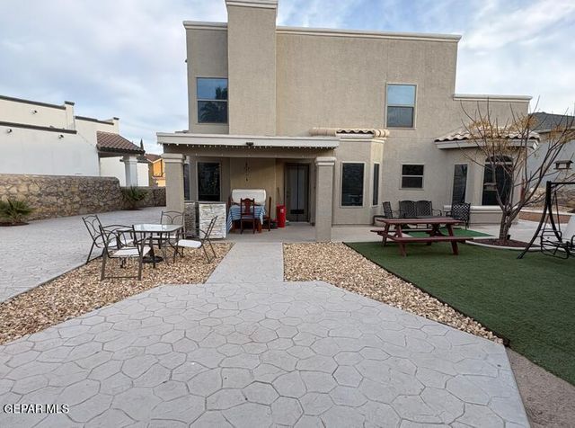 359 Emerald Forrest Place, Horizon City, TX 79928